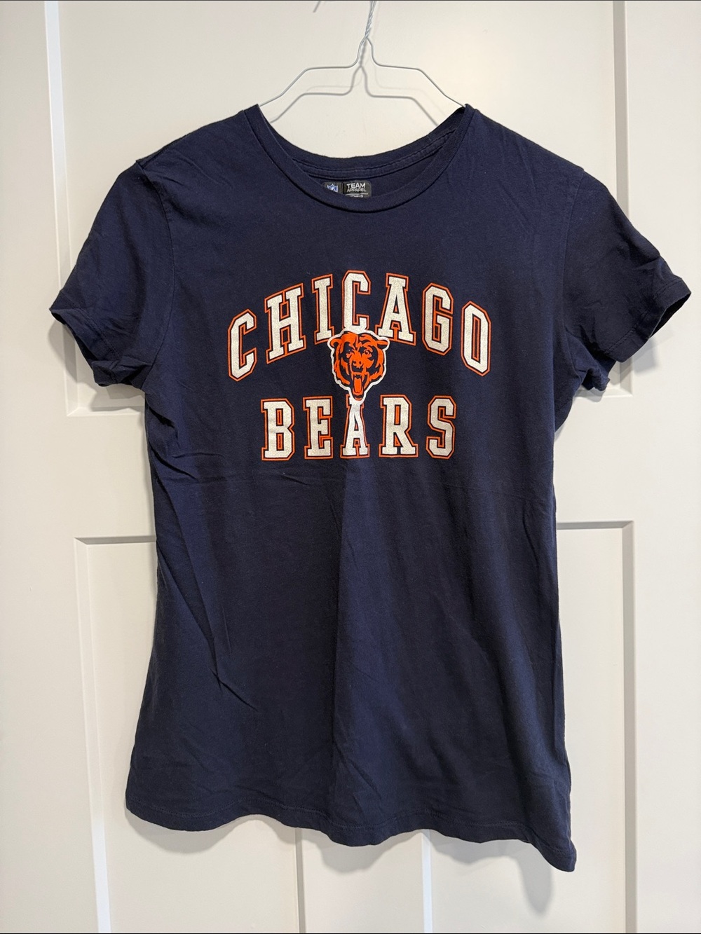 Team Apparel Navy Chicago Bears Graphic Tee - Women's